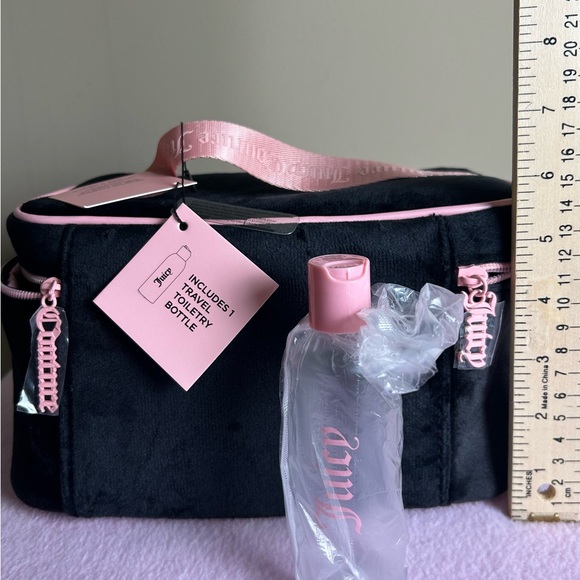 Juicy Couture Black and Pink Cosmetic Case - Picture 3 of 4